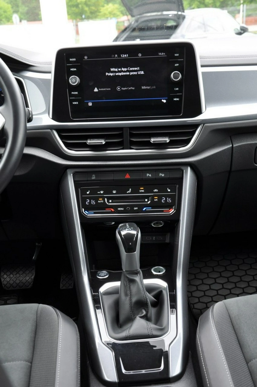 Volkswagen T-Roc - Zdjęcie 24
