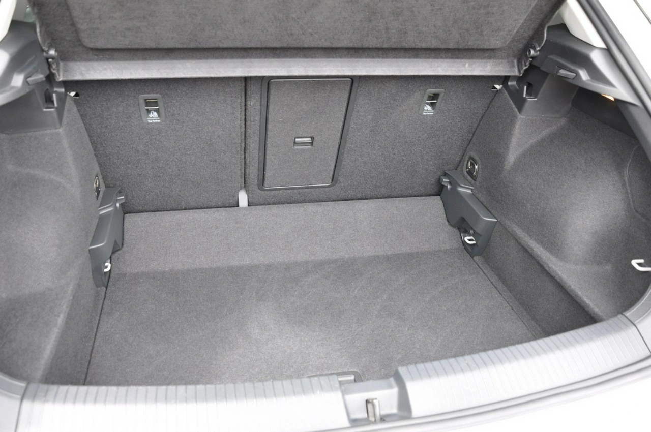 Volkswagen T-Roc - Zdjęcie 25