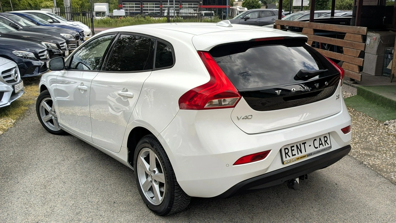 Volvo V40 - Zdjęcie 9