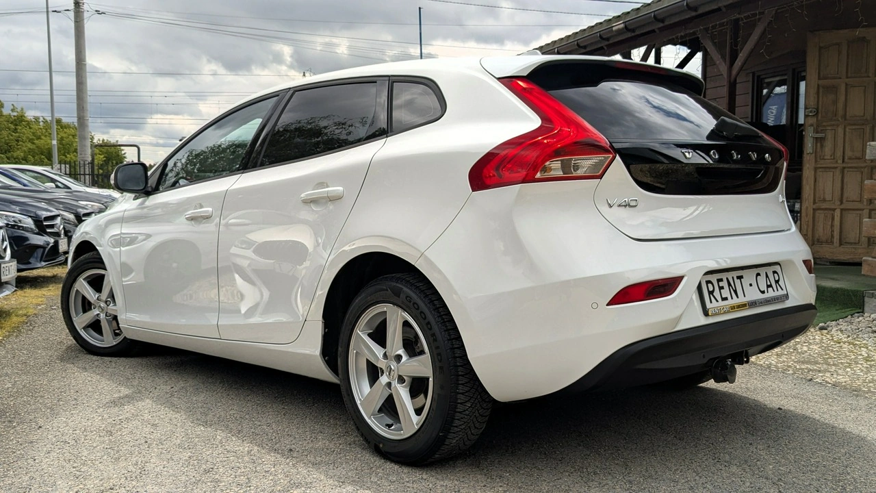 Volvo V40 - Zdjęcie 10