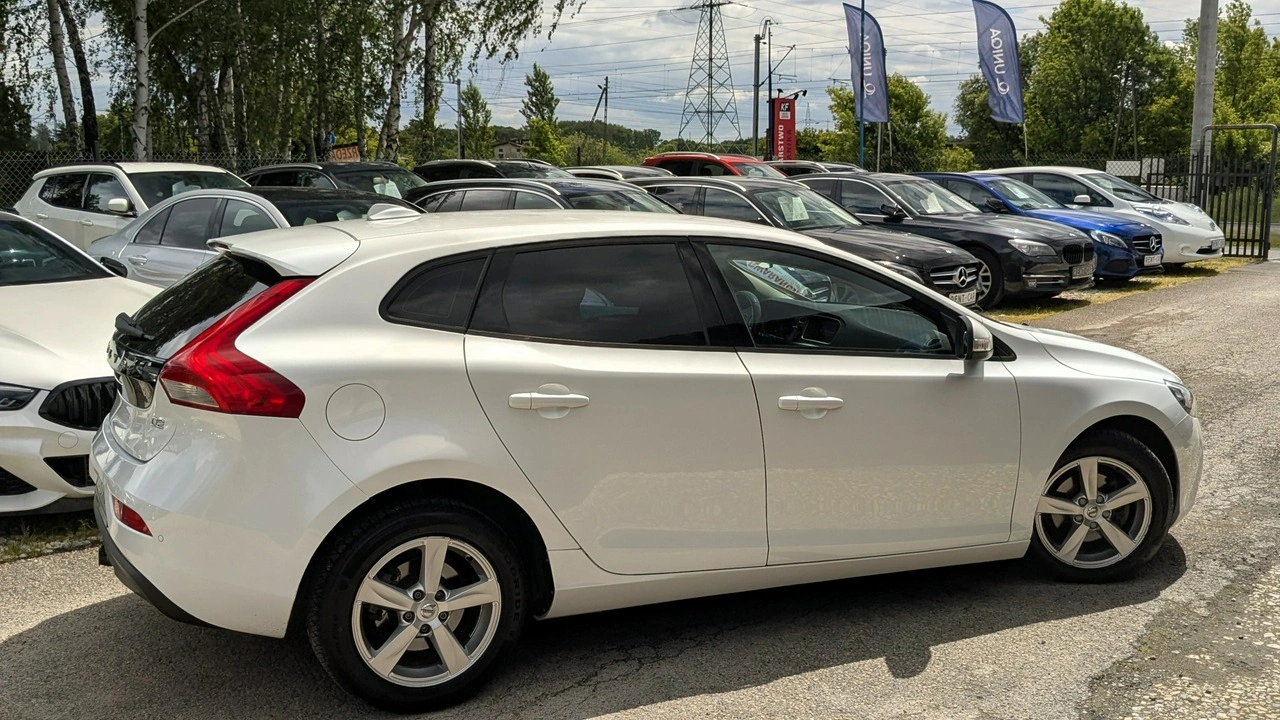 Volvo V40 - Zdjęcie 13