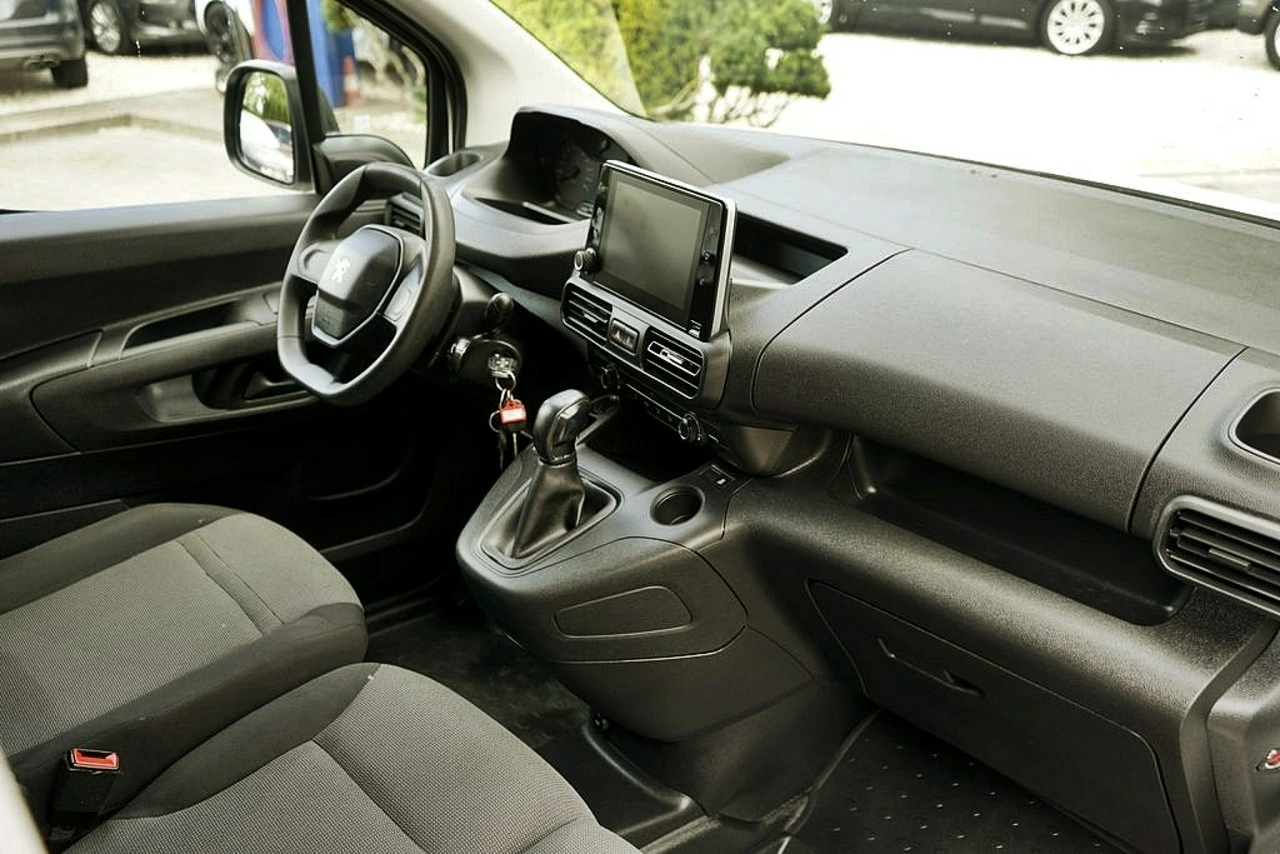 Peugeot Partner - Zdjęcie 13