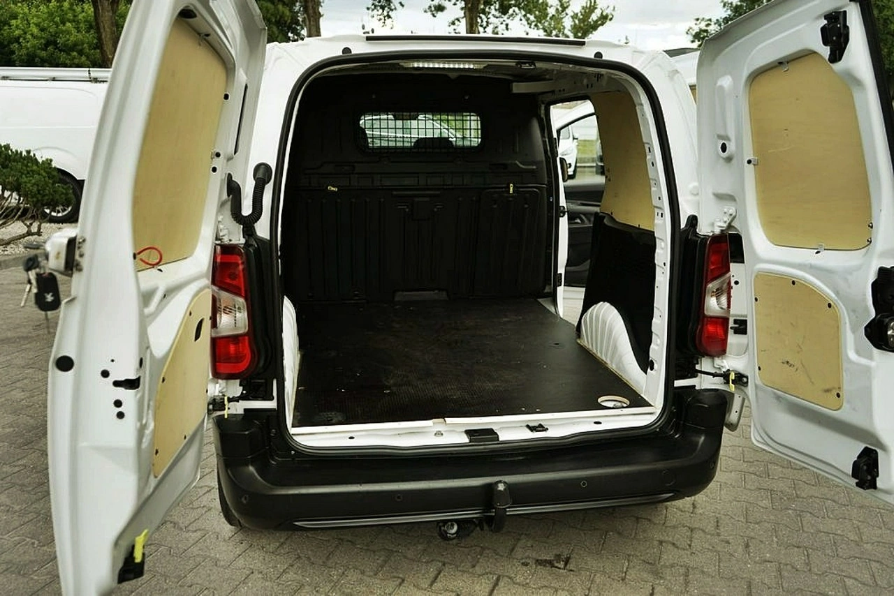 Peugeot Partner - Zdjęcie 21