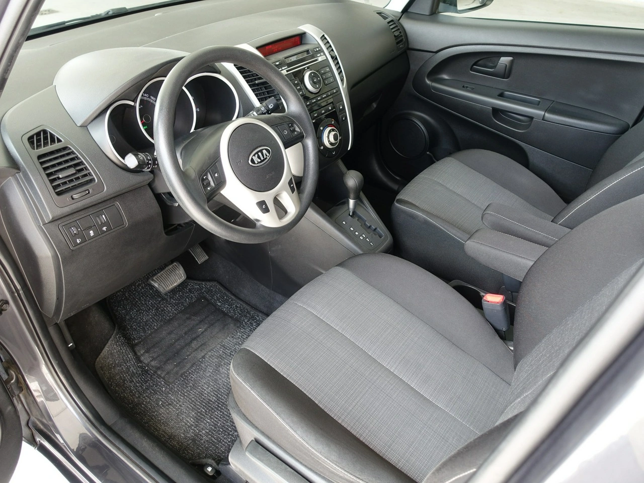 Kia Venga - Zdjęcie 11