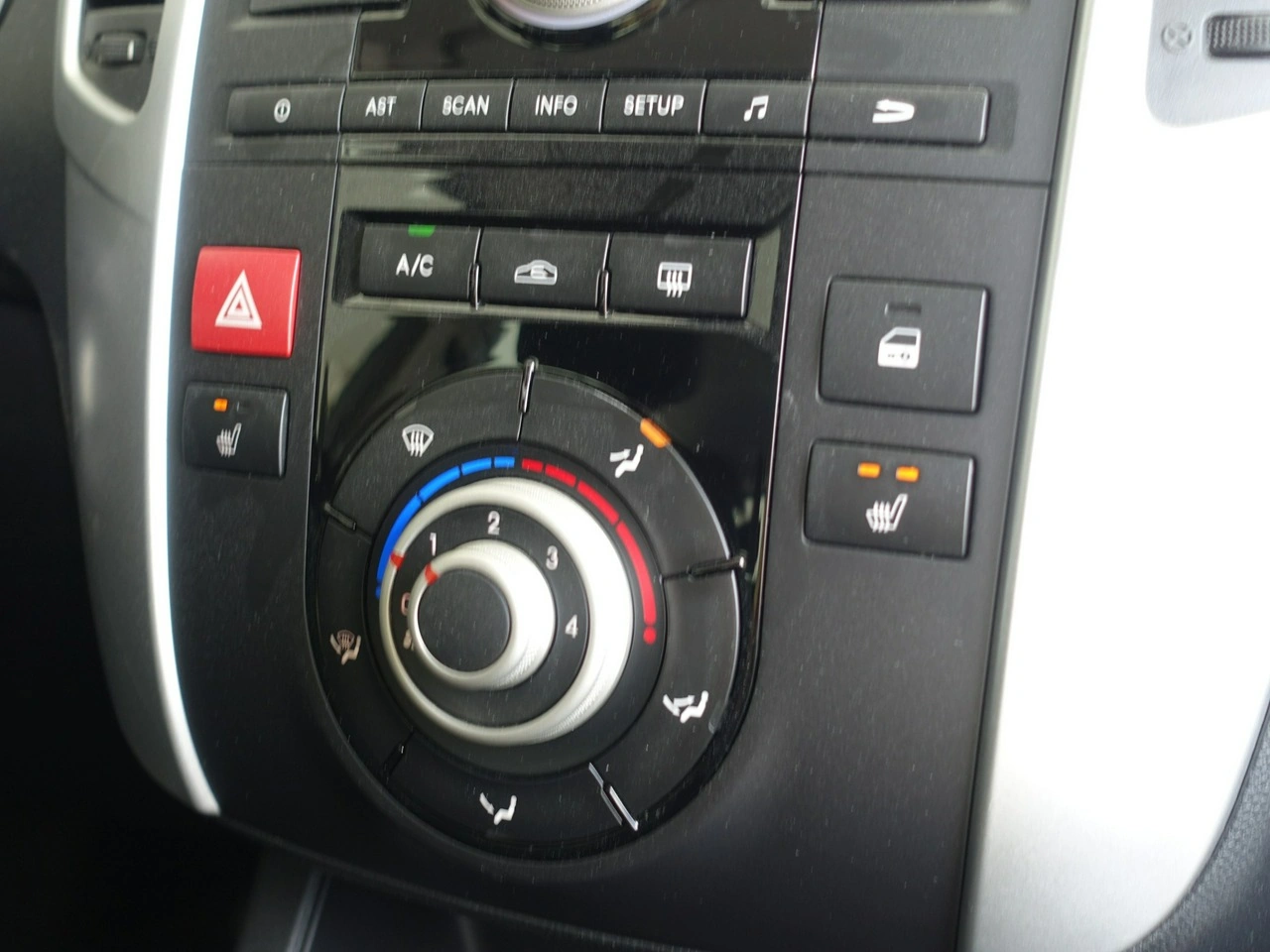 Kia Venga - Zdjęcie 22