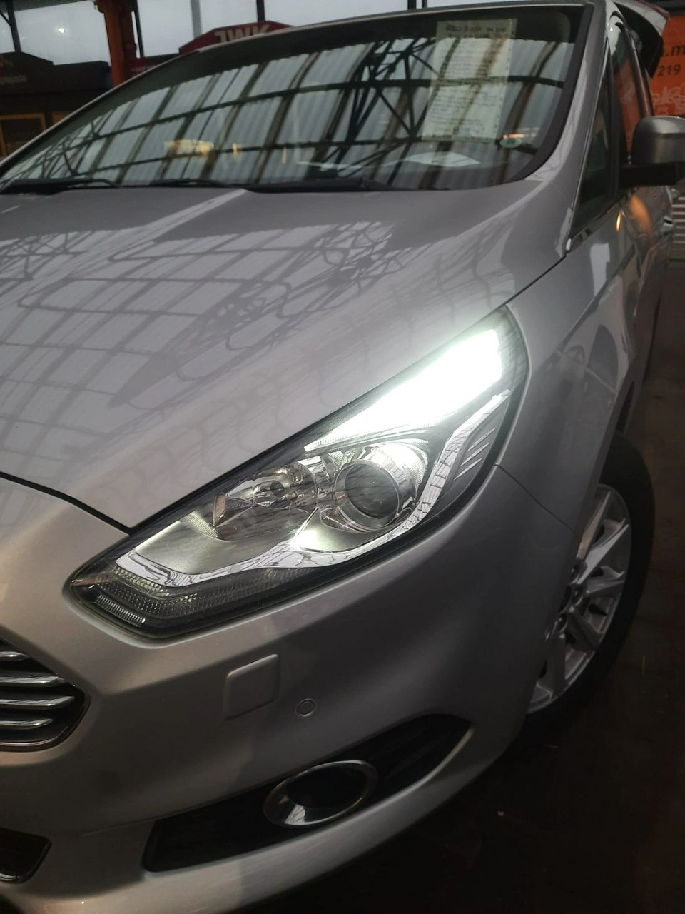 Ford S-Max - Zdjęcie 3