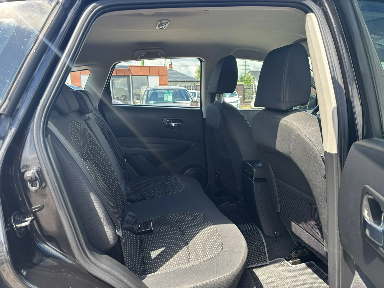 Nissan Qashqai - Zdjęcie 32