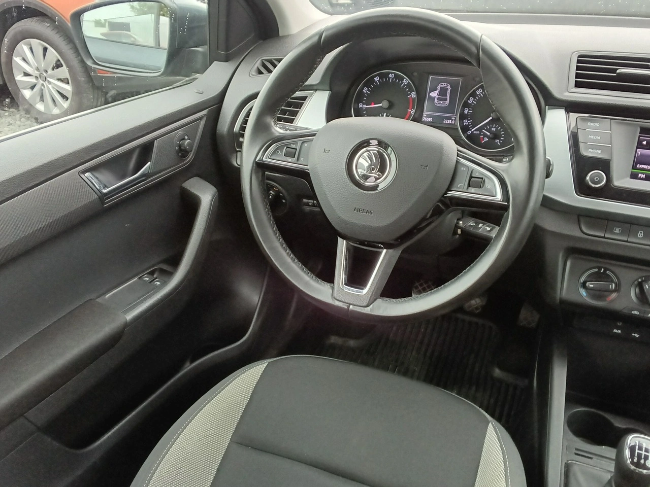 Skoda Fabia - Zdjęcie 10