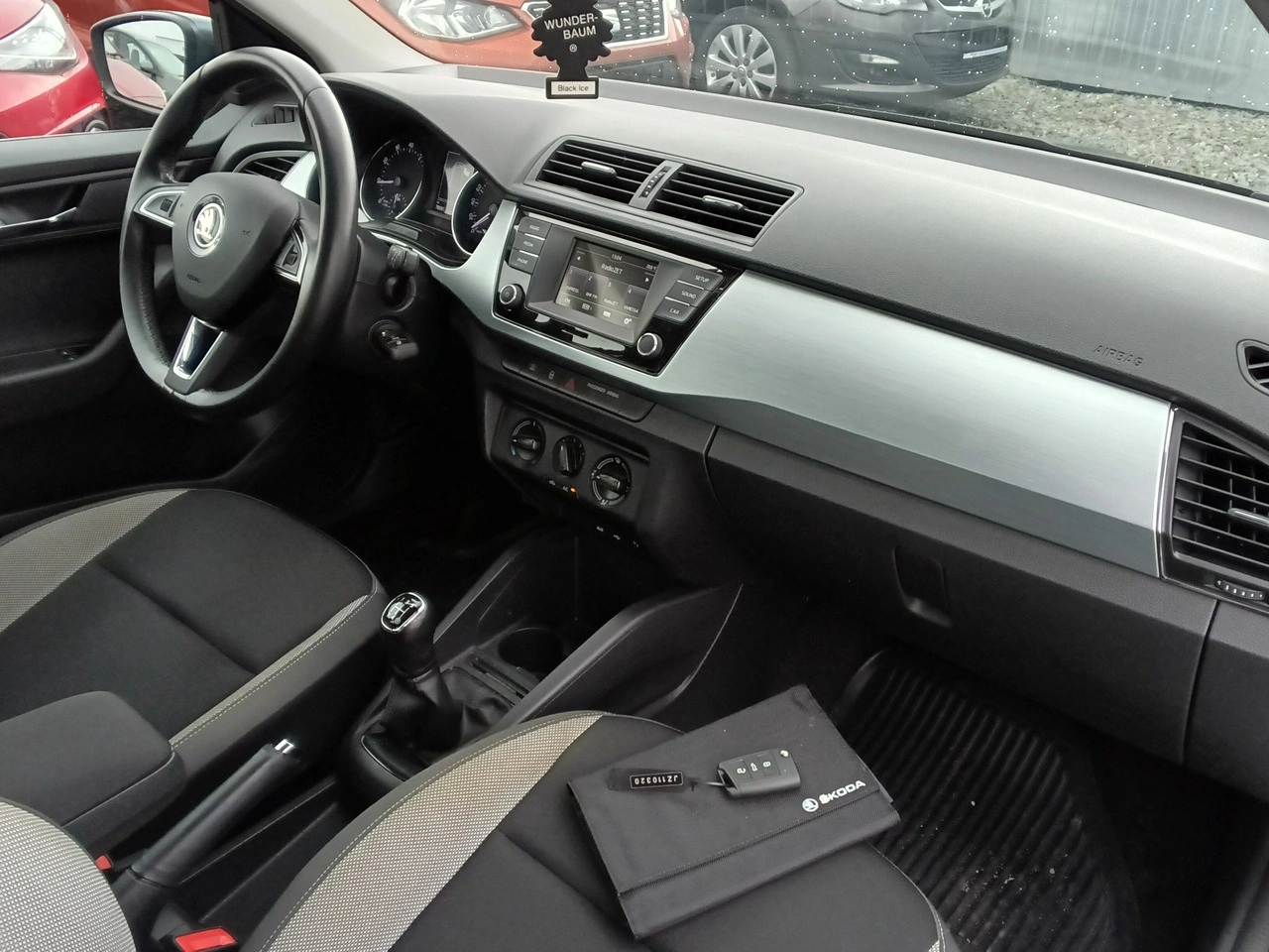 Skoda Fabia - Zdjęcie 6