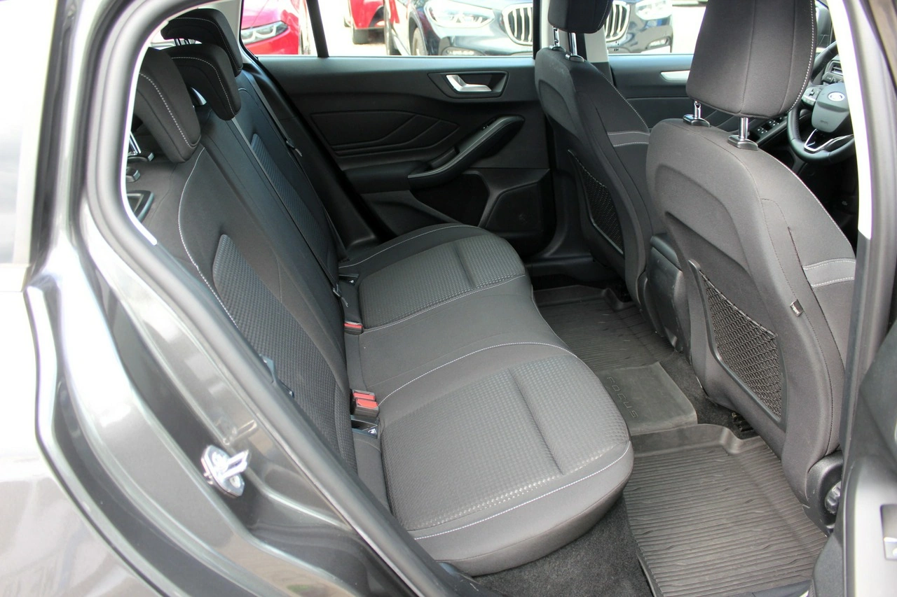 Ford Focus - Zdjęcie 9