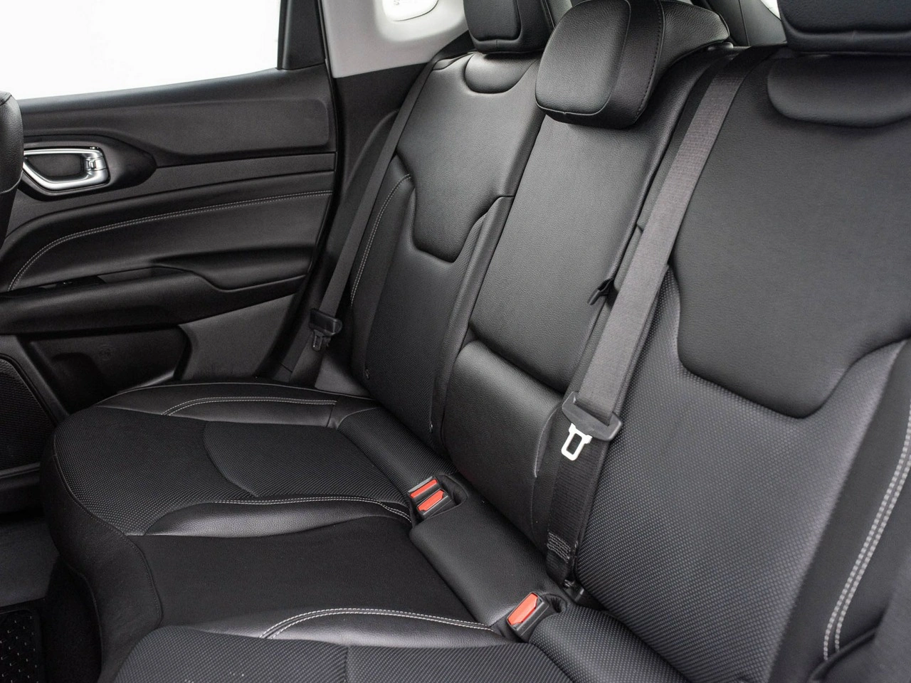 Jeep Compass - Zdjęcie 25