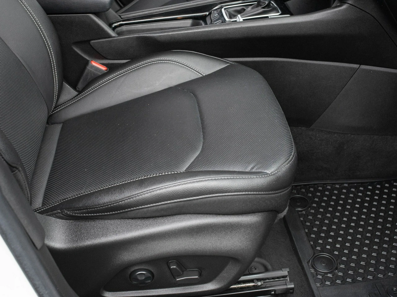 Jeep Compass - Zdjęcie 28