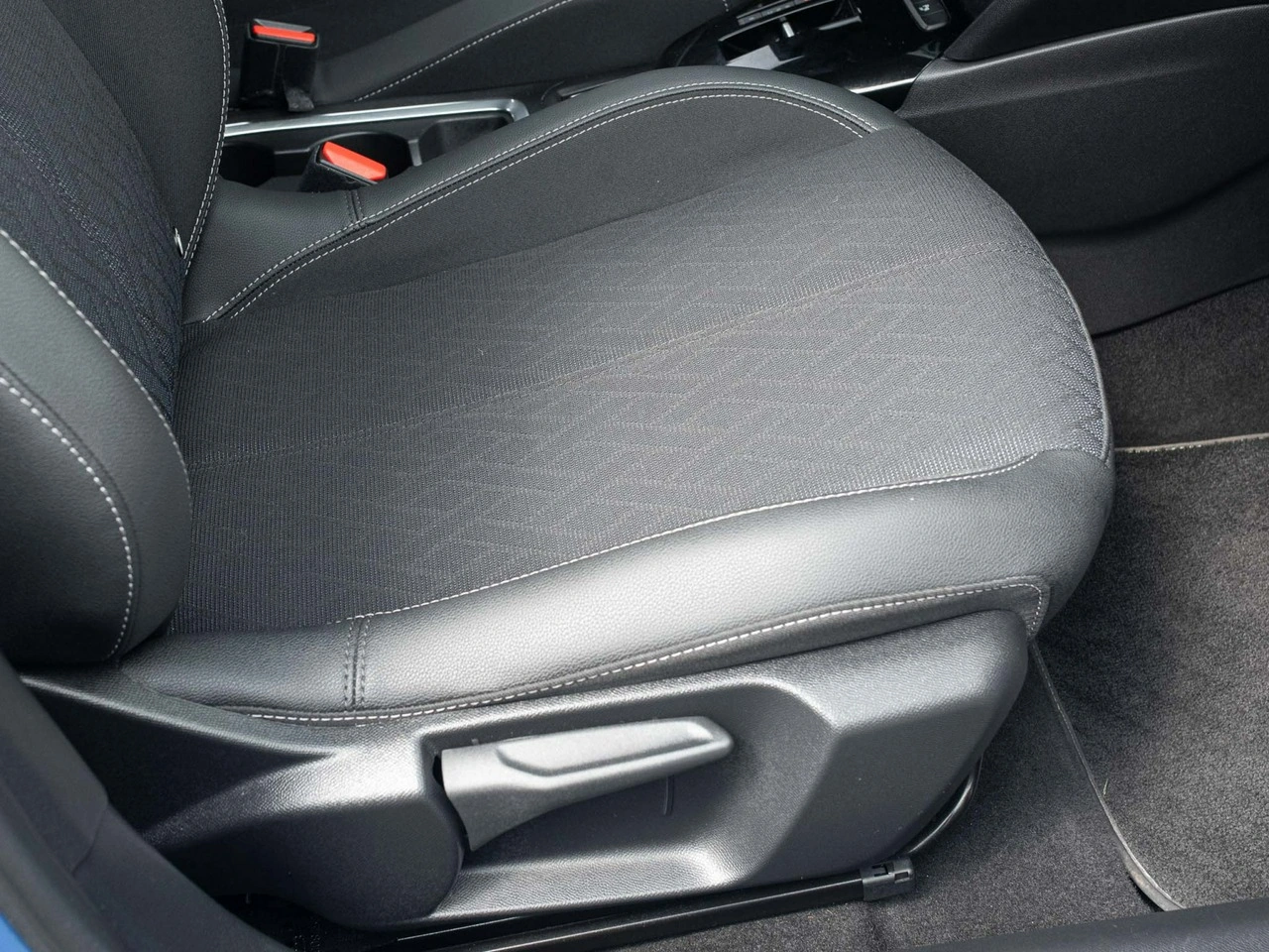 Opel Corsa - Zdjęcie 27