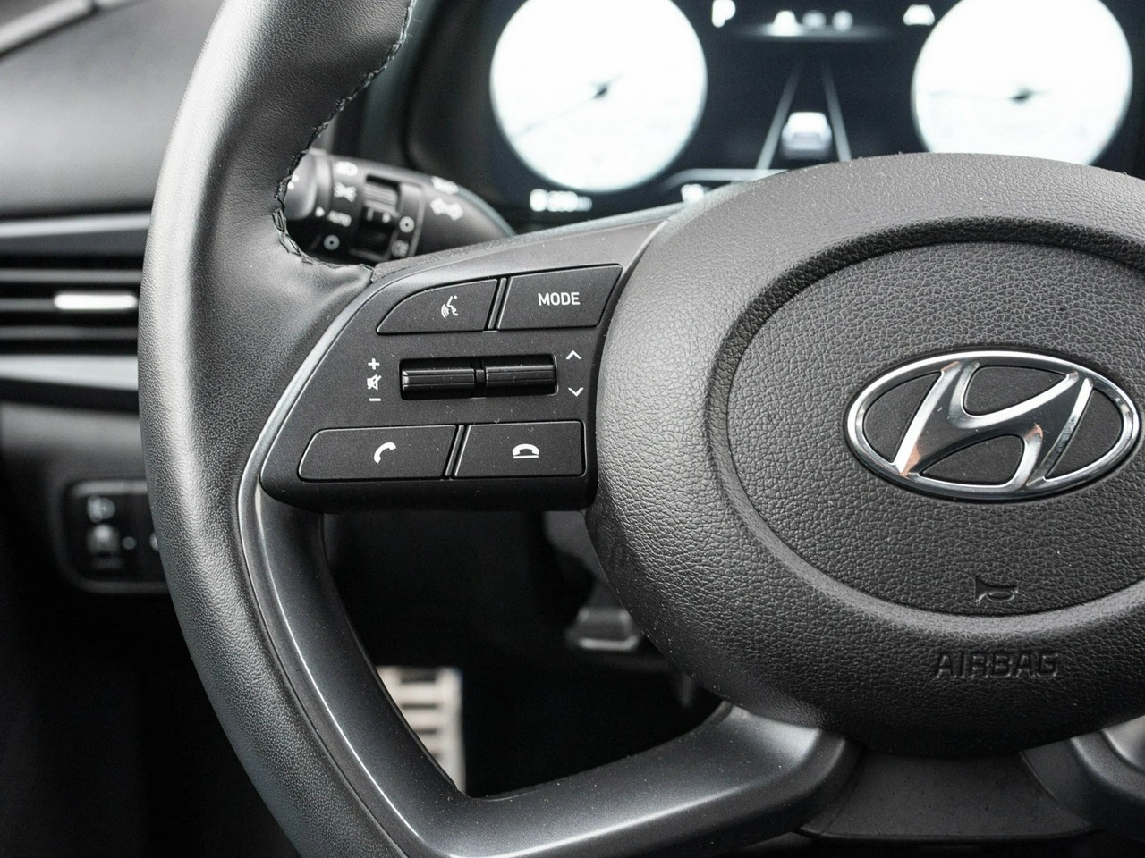 Hyundai Bayon - Zdjęcie 13