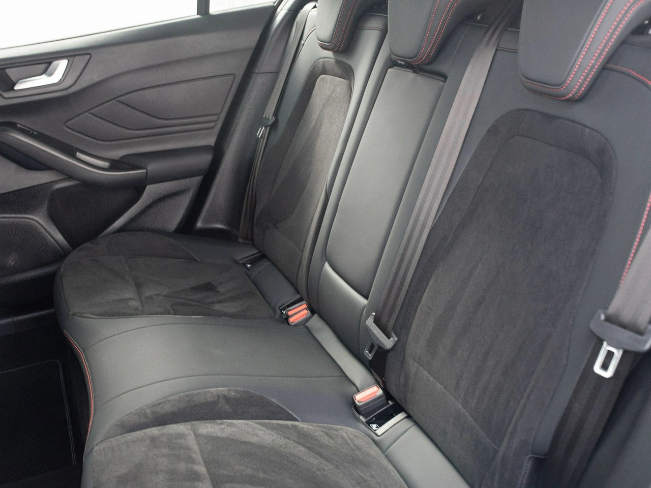Ford Focus - Zdjęcie 25