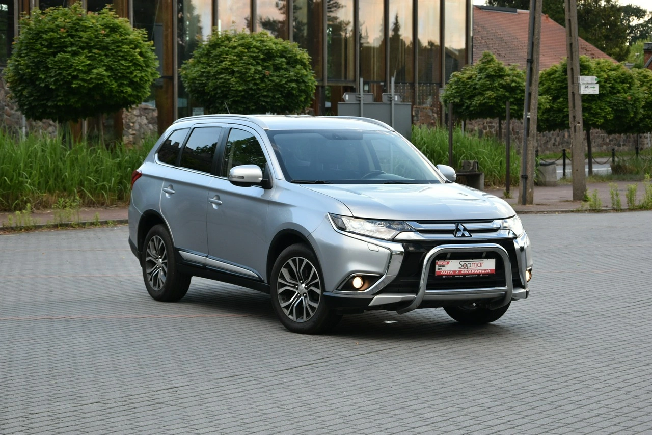 Mitsubishi Outlander - Zdjęcie 21