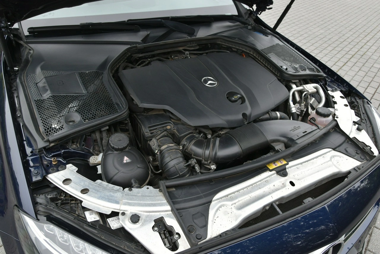 Mercedes C 220 - Zdjęcie 31