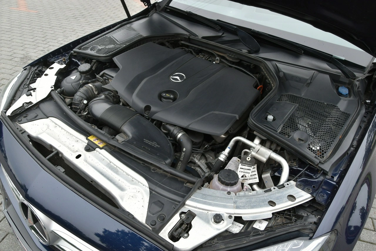 Mercedes C 220 - Zdjęcie 33