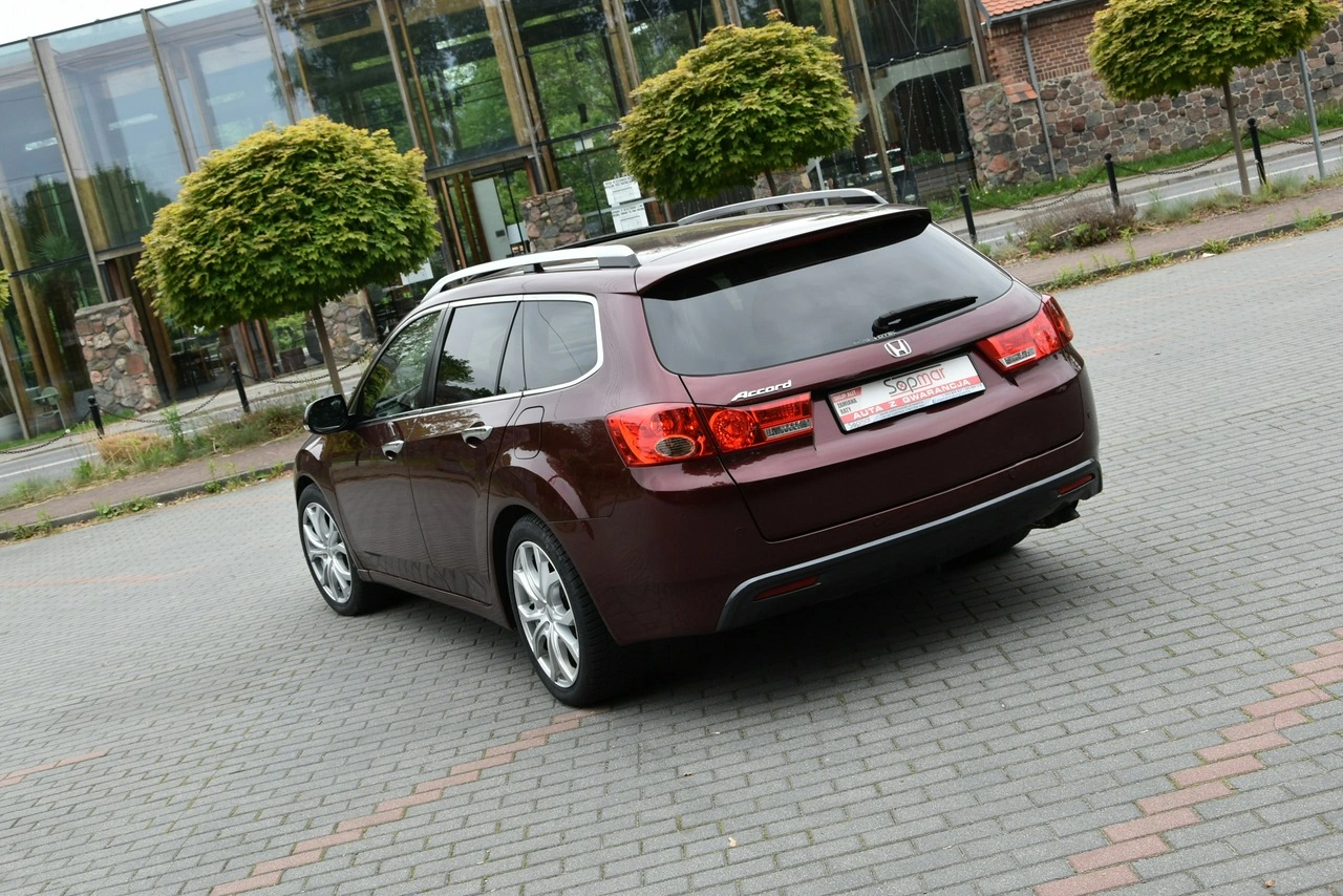 Honda Accord - Zdjęcie 24
