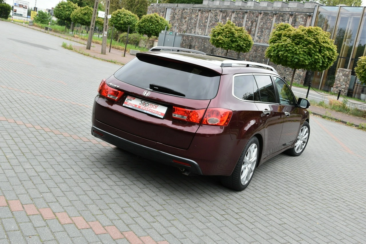 Honda Accord - Zdjęcie 25