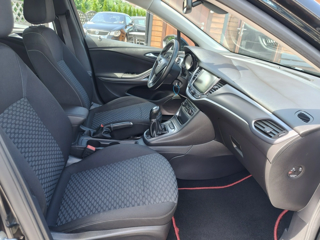 Opel Astra - Zdjęcie 18