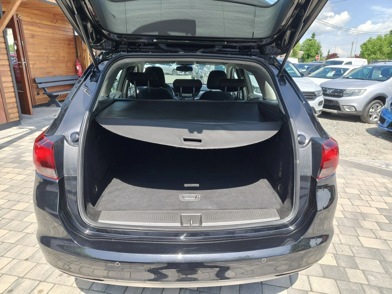 Opel Astra - Zdjęcie 28