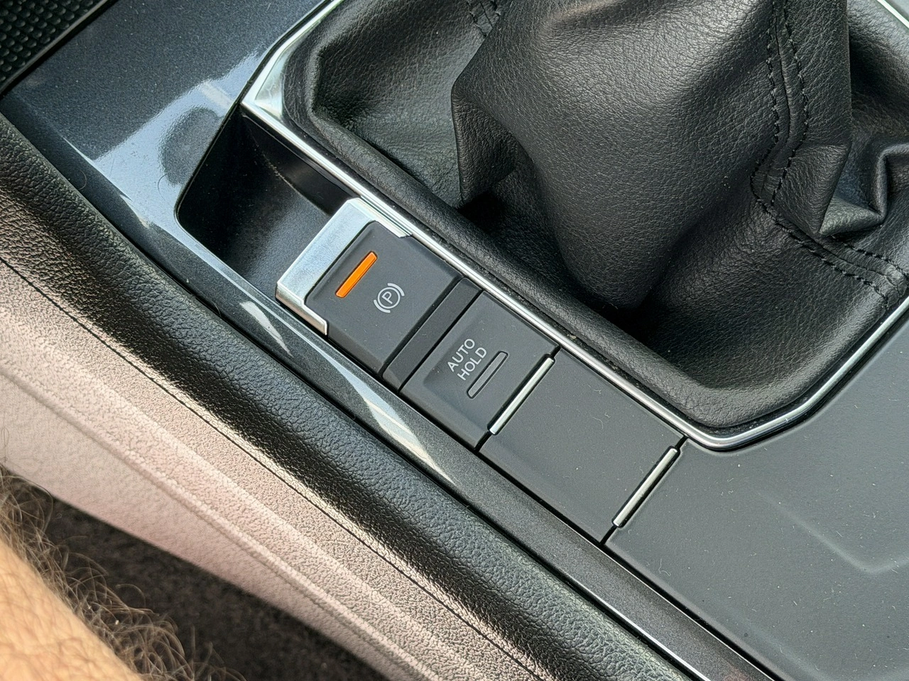 Volkswagen Tiguan - Zdjęcie 19