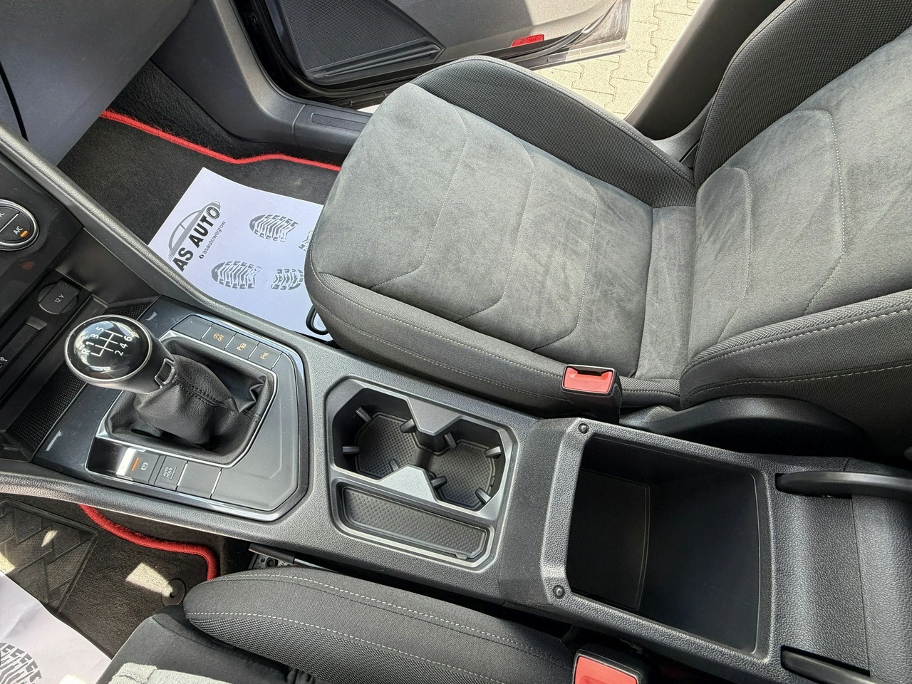 Volkswagen Tiguan - Zdjęcie 63