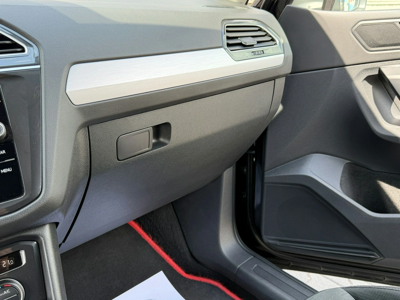 Volkswagen Tiguan - Zdjęcie 62