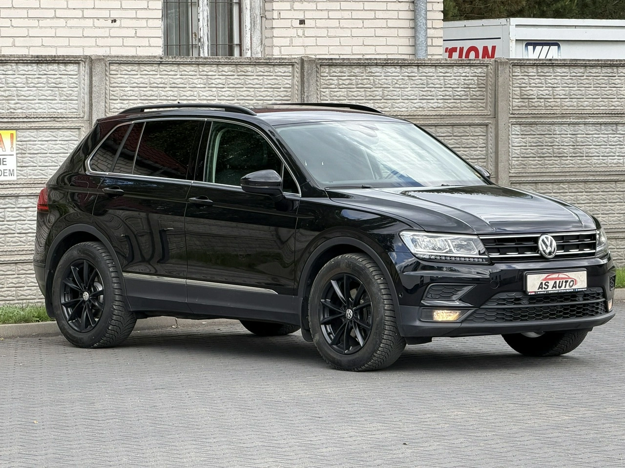 Volkswagen Tiguan - Zdjęcie 32