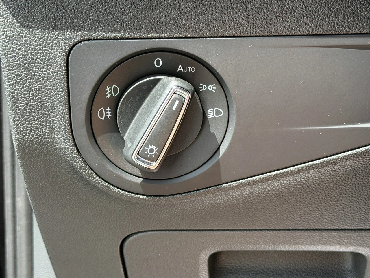 Volkswagen Tiguan - Zdjęcie 16
