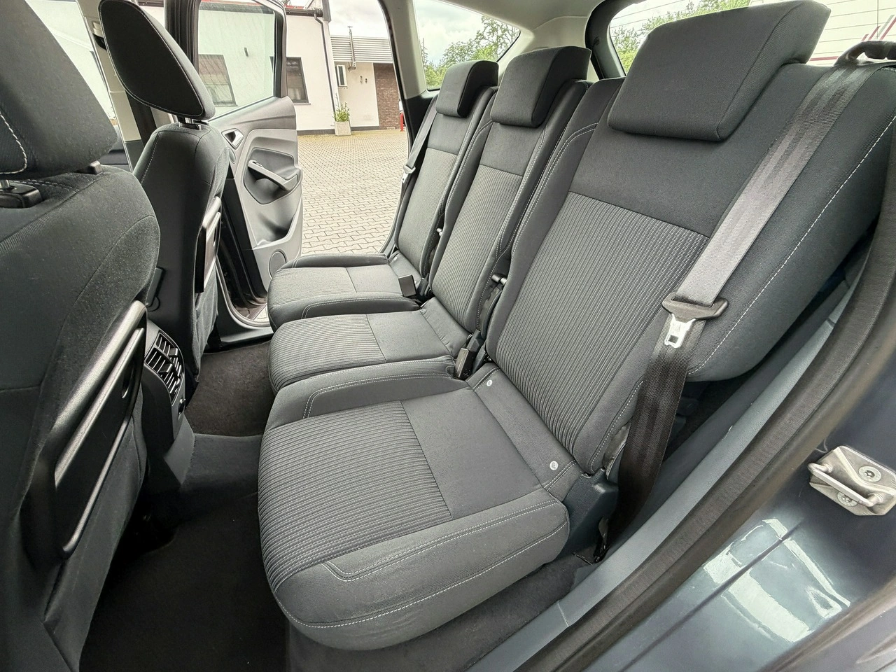 Ford C-MAX - Zdjęcie 14