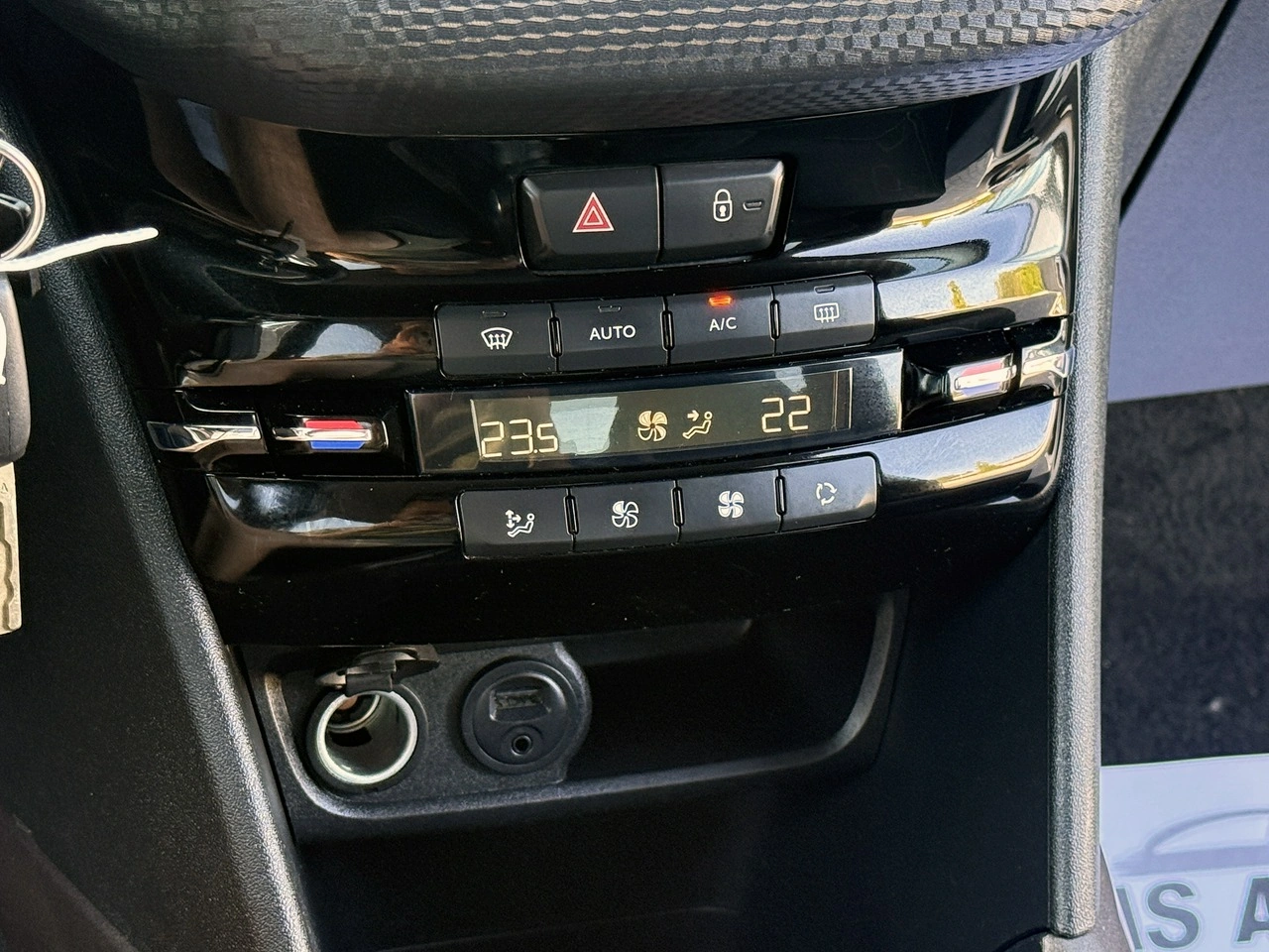 Peugeot 2008 - Zdjęcie 7