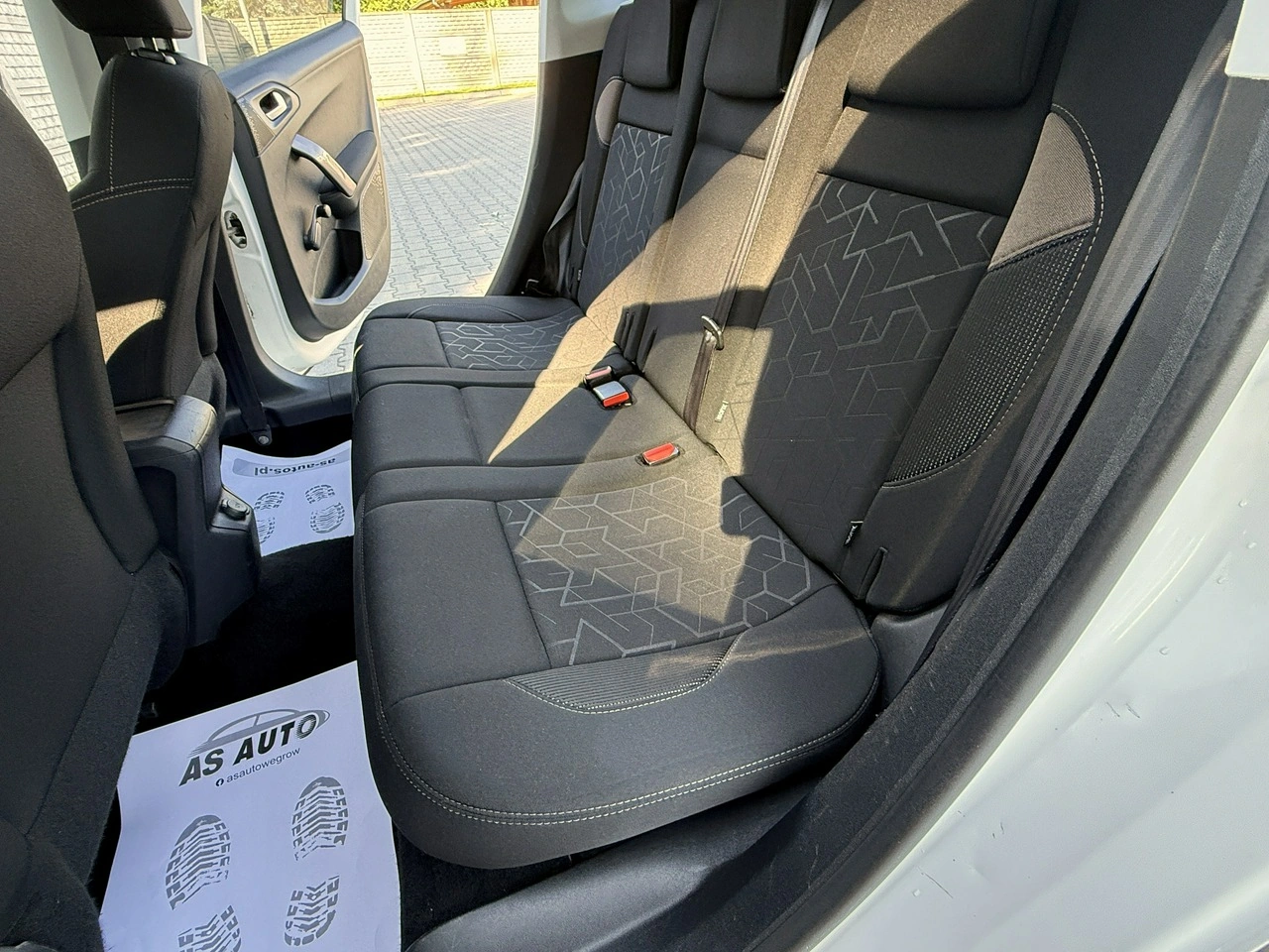 Peugeot 2008 - Zdjęcie 19