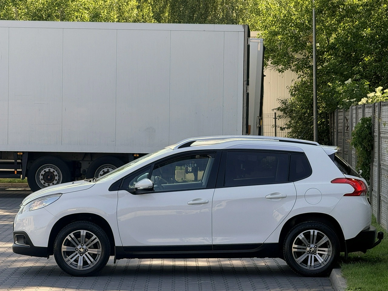 Peugeot 2008 - Zdjęcie 20