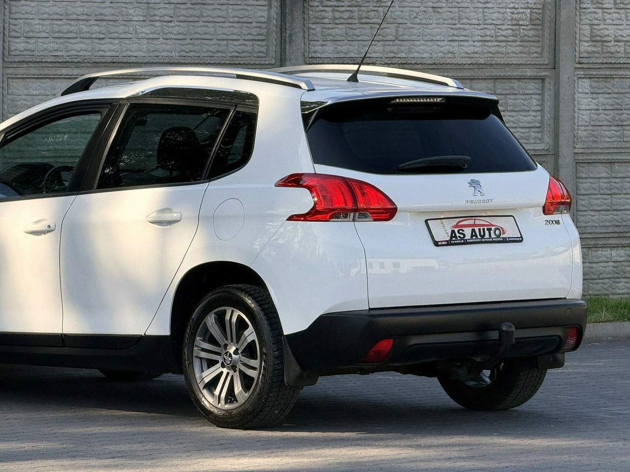 Peugeot 2008 - Zdjęcie 32