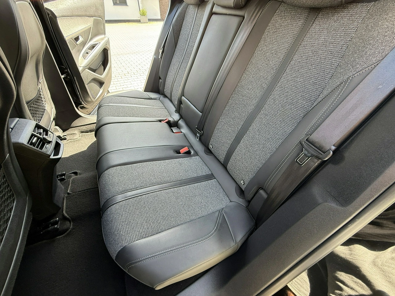 Peugeot 3008 - Zdjęcie 10