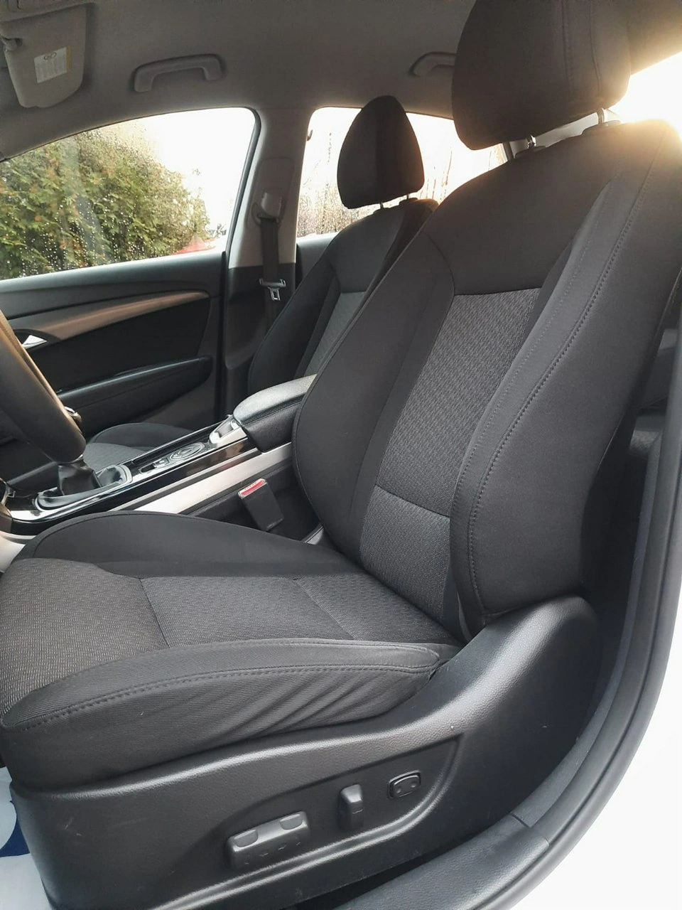 Hyundai i40 - Zdjęcie 25