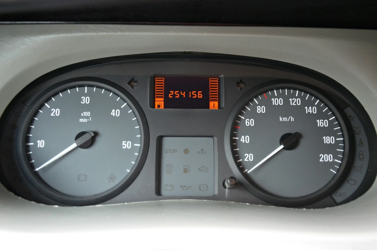 Opel Vivaro - Zdjęcie 36