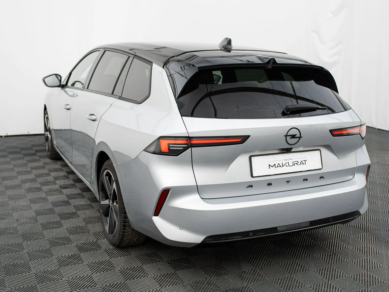 Opel Astra - Zdjęcie 3