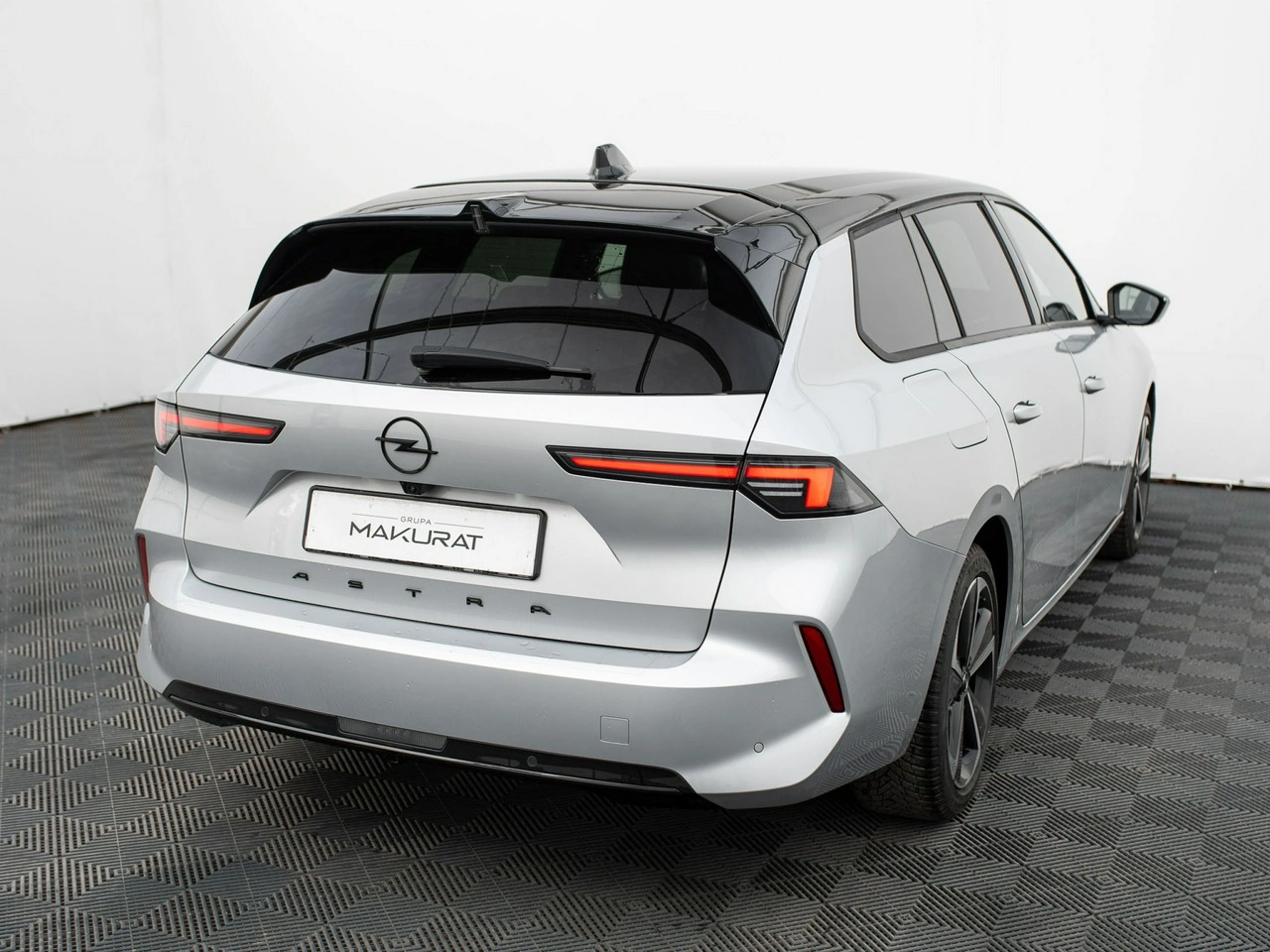 Opel Astra - Zdjęcie 4