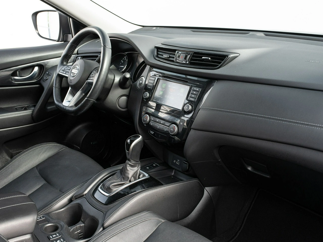 Nissan X-Trail - Zdjęcie 34