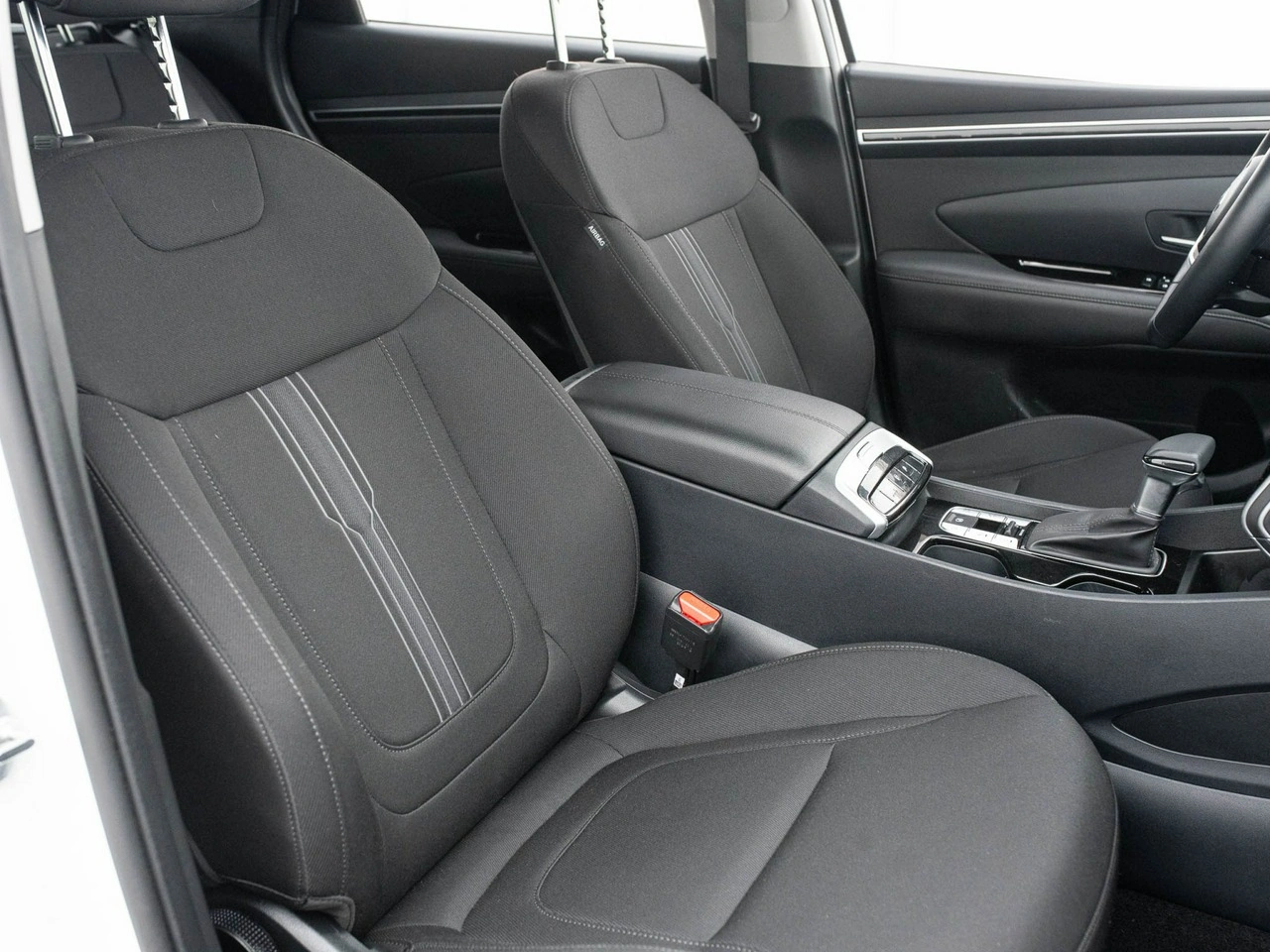 Hyundai Tucson - Zdjęcie 23