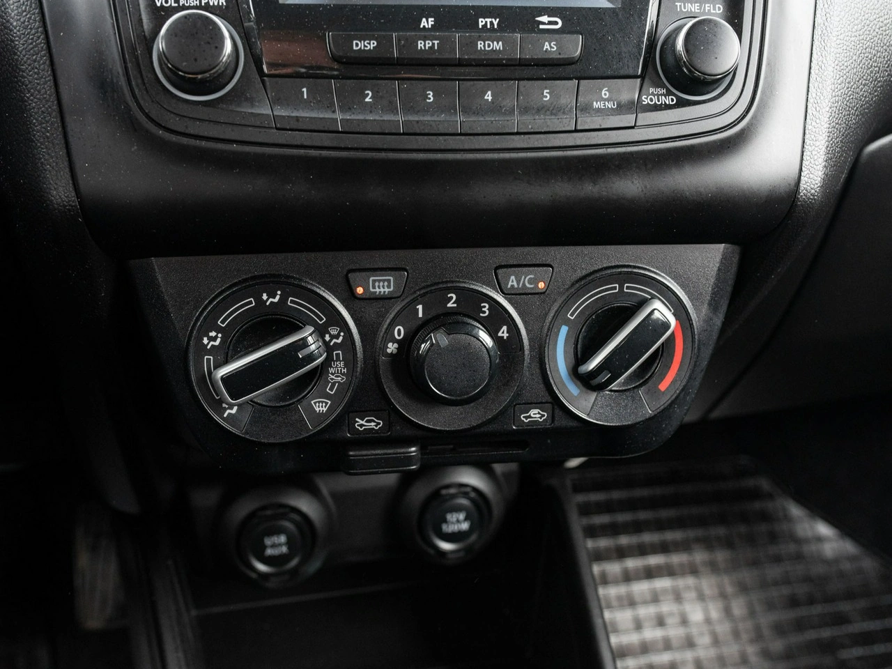 Suzuki Swift - Zdjęcie 16