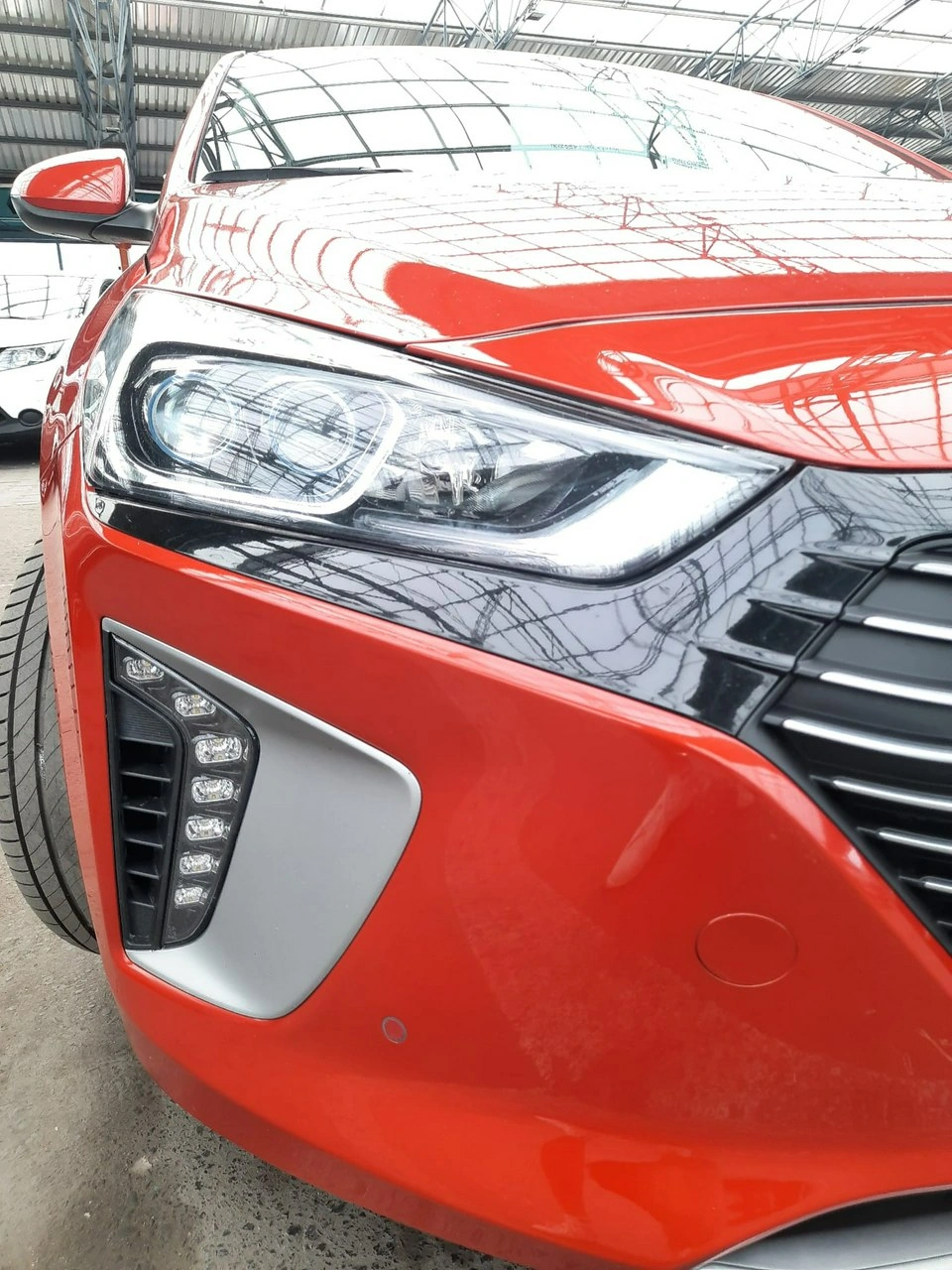 Hyundai IONIQ - Zdjęcie 6