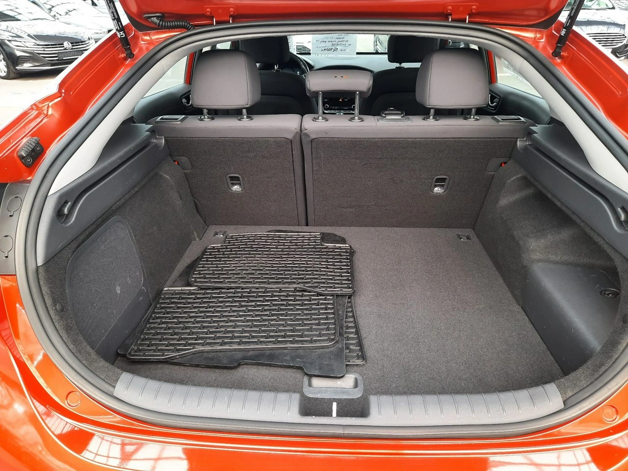 Hyundai IONIQ - Zdjęcie 28