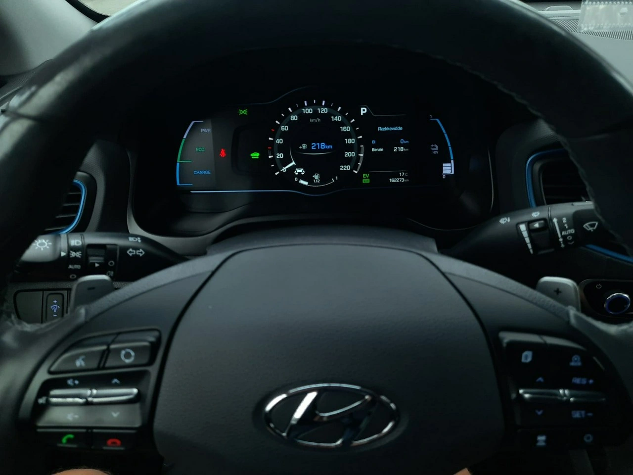 Hyundai IONIQ - Zdjęcie 18