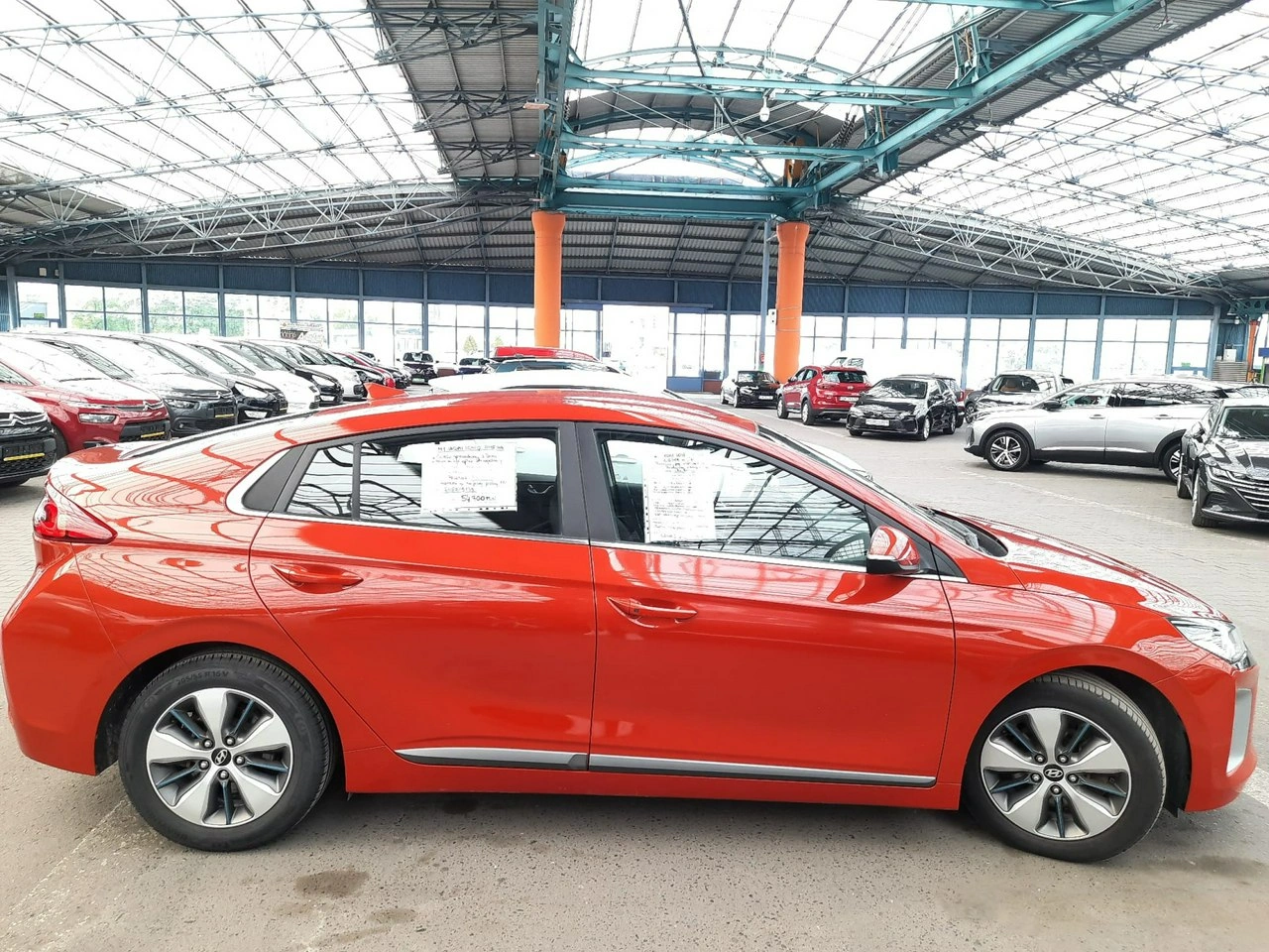 Hyundai IONIQ - Zdjęcie 3