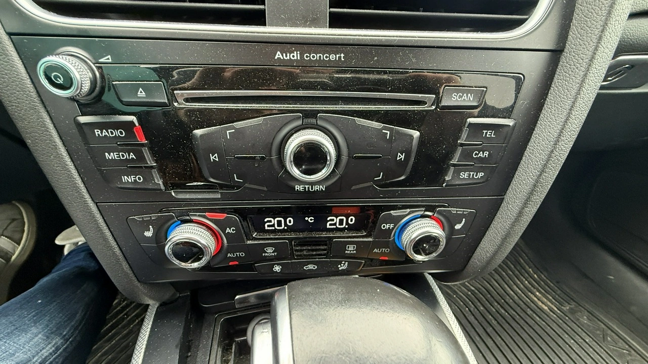 Audi A4 - Zdjęcie 23