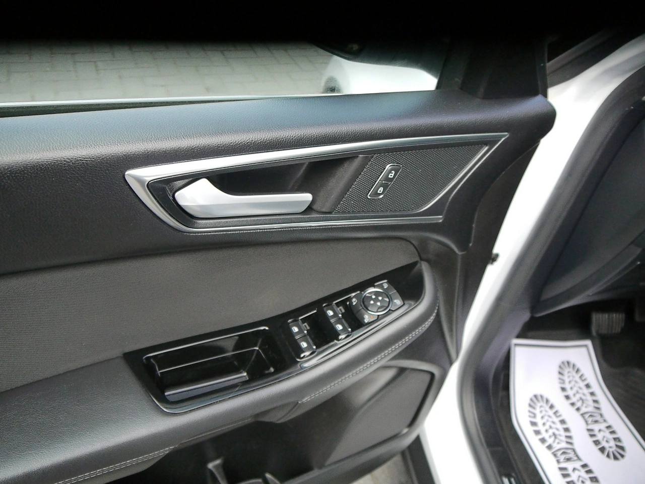 Ford S-Max - Zdjęcie 18